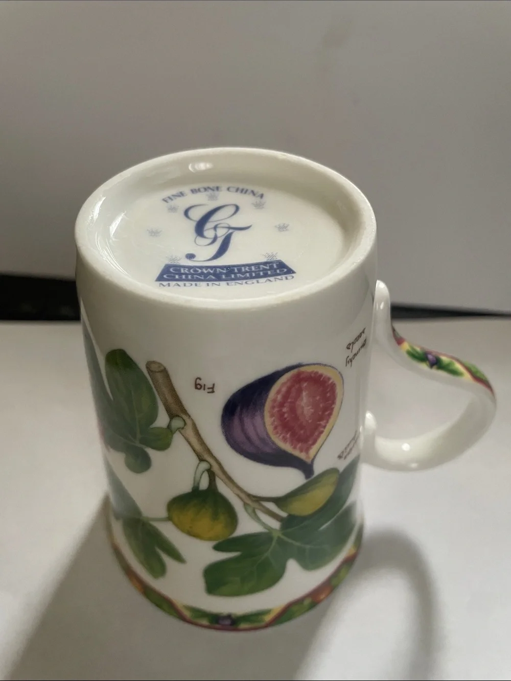 Vintage Crown Trent Fine Bone China Pomegranate Mug - White with Red & Green